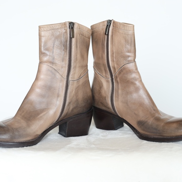 Angelo Bervicato Italian Leather Brown Ankle Boots - Size 39.5 (EU) 9 (US) - Picture 2 of 8